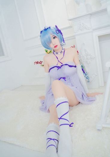 男生和女生打扑克免费