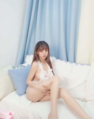 《女学生3》在线观看