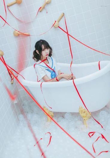 电车痴汉乳揉みま痴汉电车视频